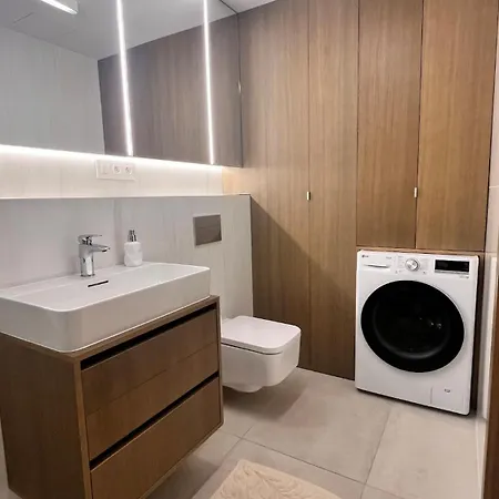 Vapartment Eurovea 2 Bratislava, Private Parking * Bratislava