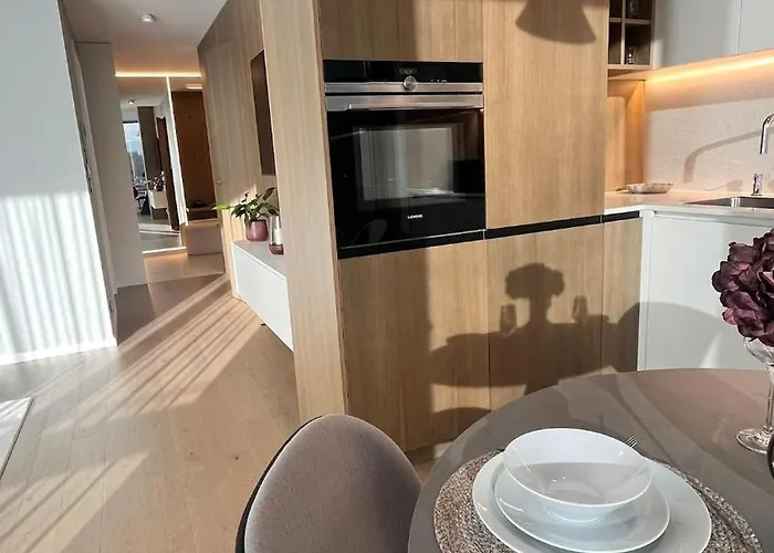 Vapartment Eurovea 2 Bratislava, Private Parking Апартаменти Братислава