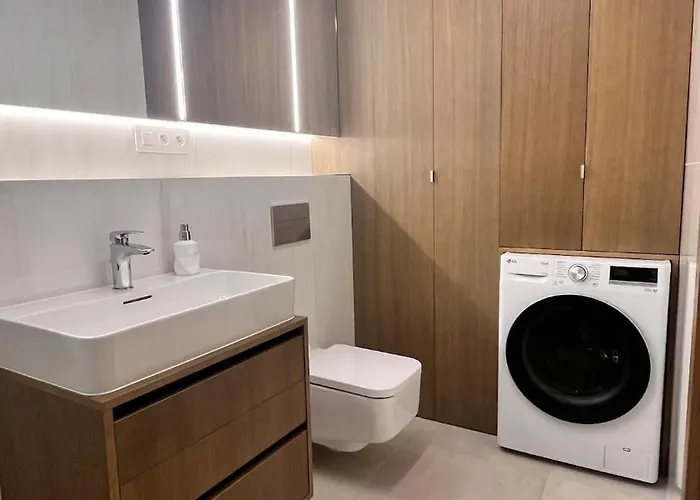 Vapartment Eurovea 2 Bratislava, Private Parking * Братислава