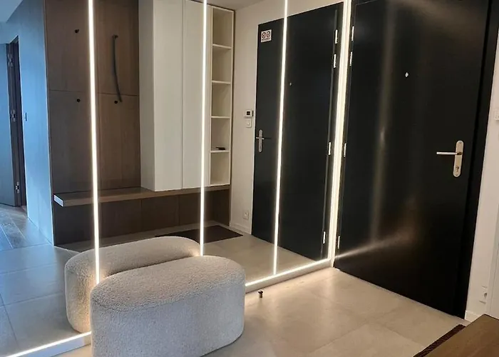 Vapartment Eurovea 2 Bratislava, Private Parking Апартаменти *