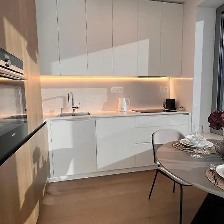Vapartment Eurovea Bratislava, Private Parking *